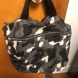 Shorty Love “wonder” bag